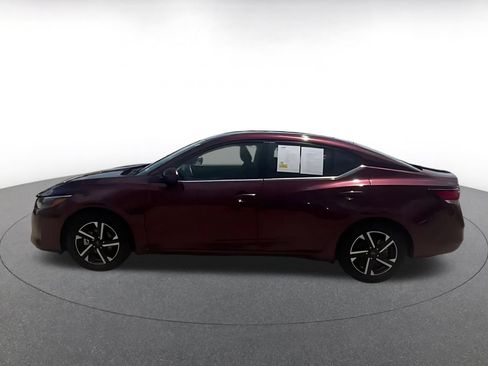 Used 2025 Nissan Sentra SV FWD image 4