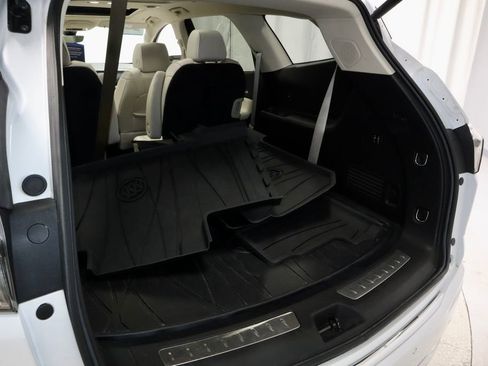 Used 2023 Buick Enclave Avenir w/ Avenir Technology Package AWD/4WD image 13