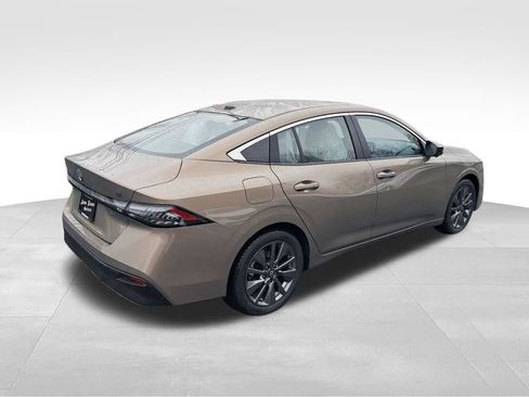 New 2026 Nissan Sentra SL w/ Floor Mat Package image 5