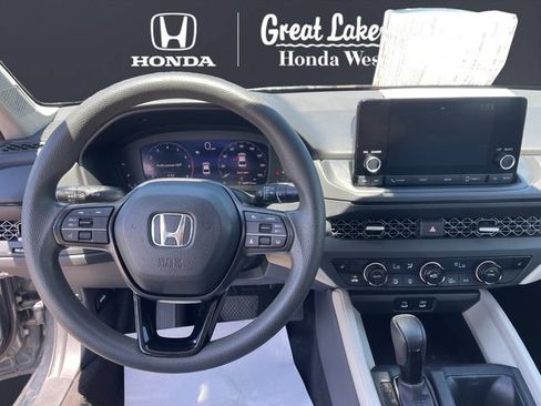 Used 2024 Honda Accord EX image 10