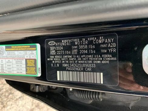 Certified 2025 Hyundai Elantra SEL w/ Cargo Package FWD image 30