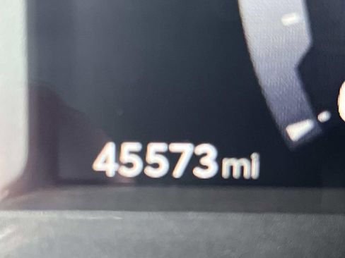 Used 2024 Toyota Tacoma SR w/ SR Upgrade Package image 17