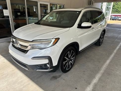 Used 2020 Honda Pilot Touring image 4