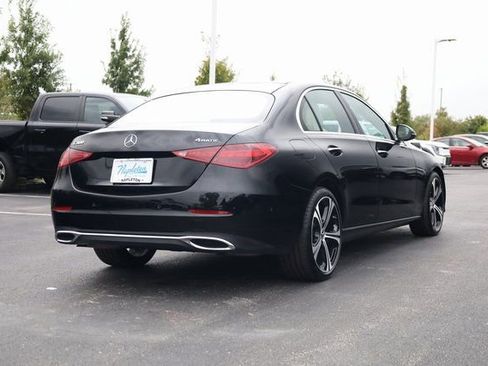 Used 2024 Mercedes-Benz C 300 4MATIC Sedan image 4