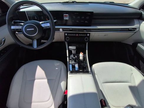 Used 2025 Hyundai Tucson SEL image 14