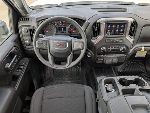 Used 2024 GMC Sierra 2500 Pro image 17