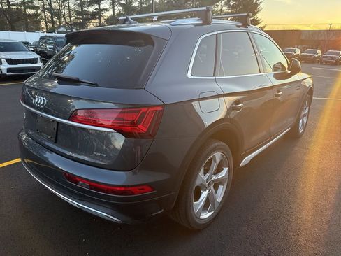 Used 2021 Audi Q5 2.0T Premium Plus w/ Premium Plus Package image 3