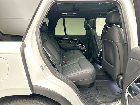 New 2026 Land Rover Range Rover SE image 15