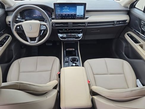 Certified 2023 Lincoln Corsair AWD w/ Equipment Group 101A image 24