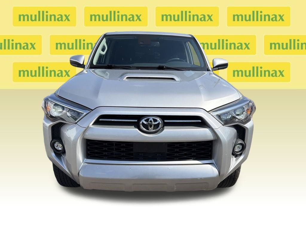 Used 2023 Toyota 4Runner TRD Off-Road AWD/4WD image 3