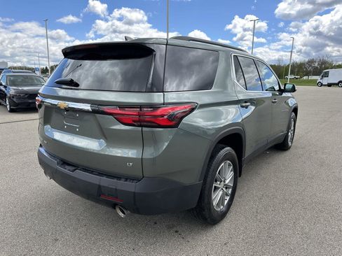 Used 2023 Chevrolet Traverse LT AWD/4WD image 9