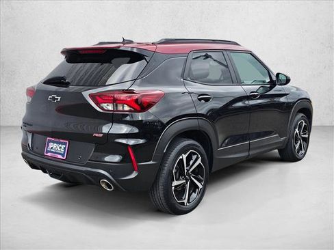 Used 2021 Chevrolet TrailBlazer RS w/ Sun and Liftgate Package image 5