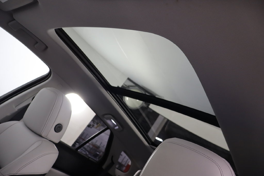 Used 2025 Honda Prologue Touring image 24