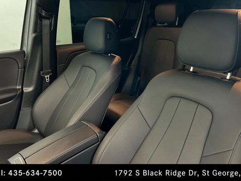 Certified 2025 Mercedes-Benz GLB 250 4MATIC image 16