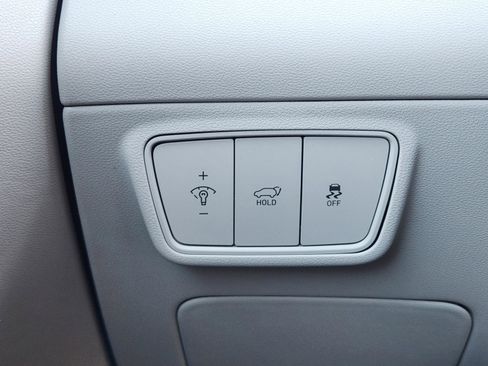 Used 2022 Hyundai Tucson Limited w/ Cargo Package image 17