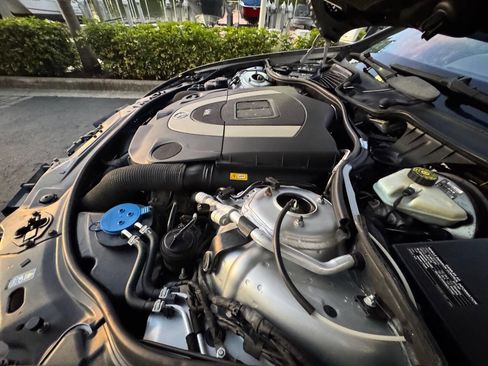 Used 2010 Mercedes-Benz S 550 image 34