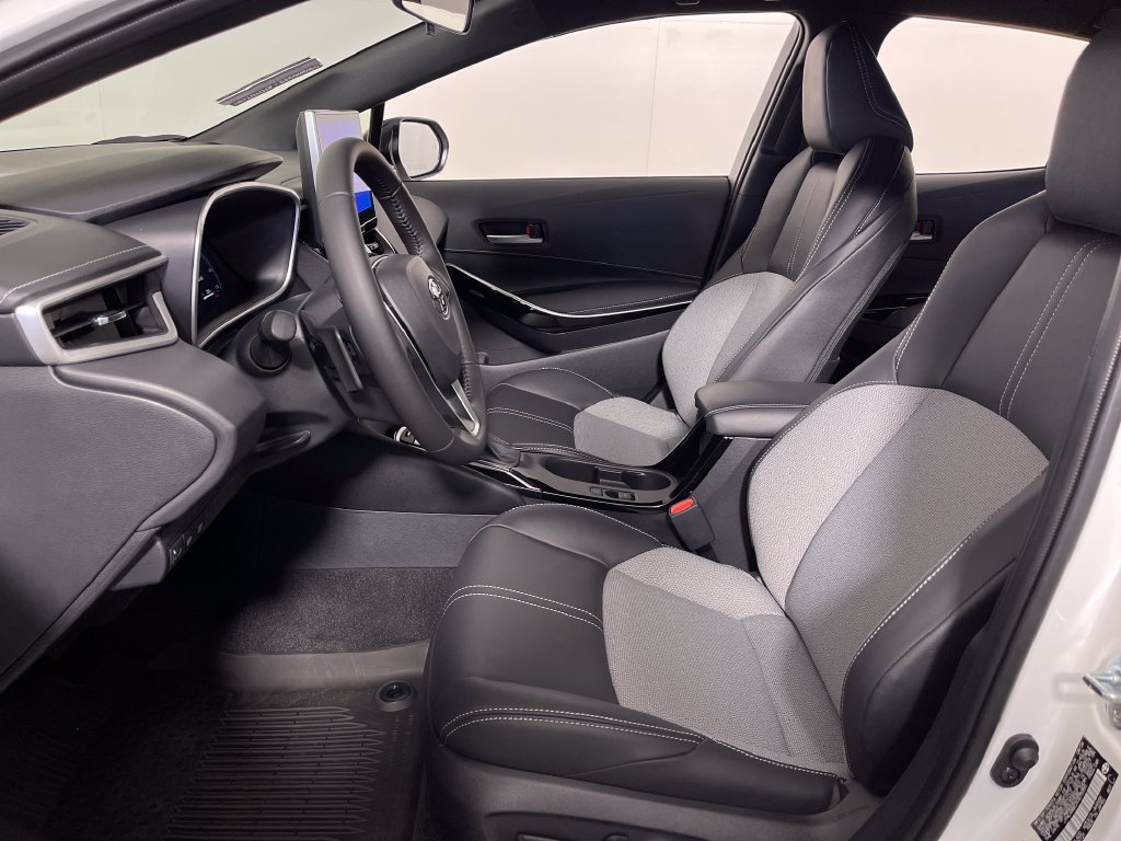 Certified 2027 Toyota Corolla XSE FWD image 12