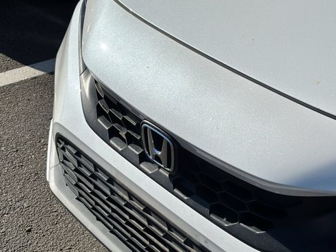 Used 2024 Honda Civic EX-L image 7