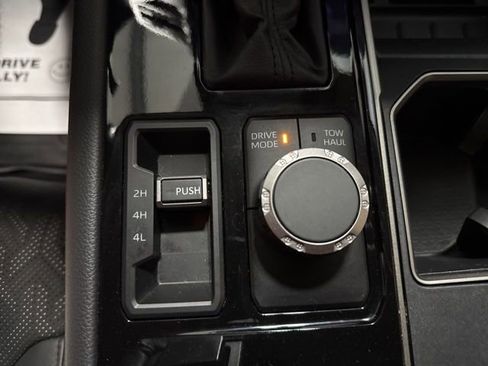 Used 2023 Toyota Tundra Limited w/ Power Package AWD/4WD image 11