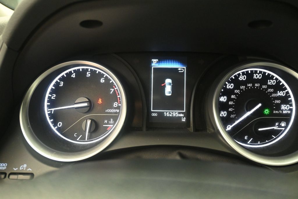 Used 2024 Toyota Camry LE FWD image 21