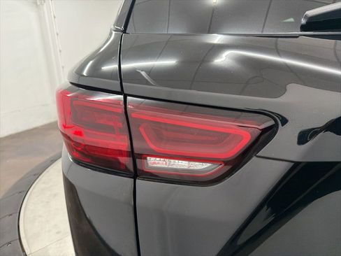 Used 2023 Chevrolet Blazer RS w/ Enhanced Convenience Package image 12