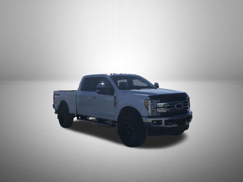 Used 2017 Ford F350 King Ranch image 2