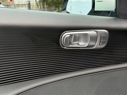 Used 2025 Hyundai Ioniq 6 Limited image 13