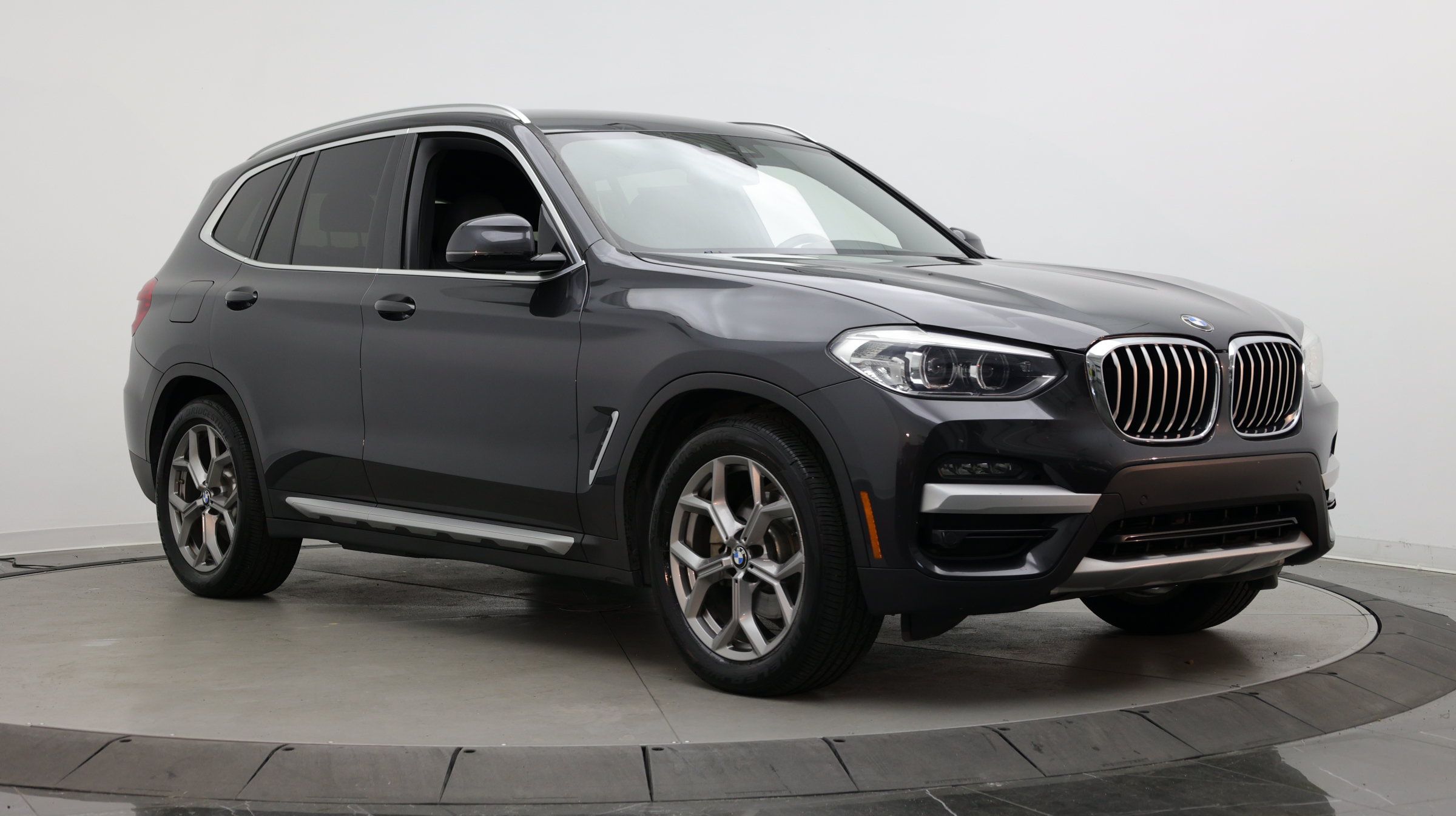 Used 2020 BMW X3 sDrive30i RWD image 3