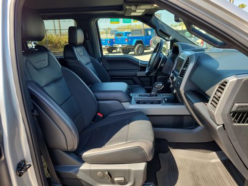 Used 2019 Ford F150 Raptor w/ Equipment Group 802A Luxury image 32