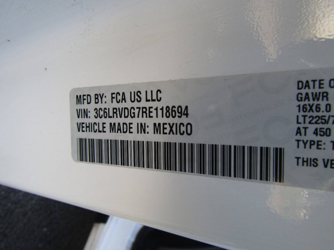 Used 2024 RAM ProMaster 2500 w/ Premium Convenience Group FWD image 16