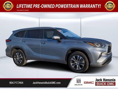Used 2023 Toyota Highlander XLE
