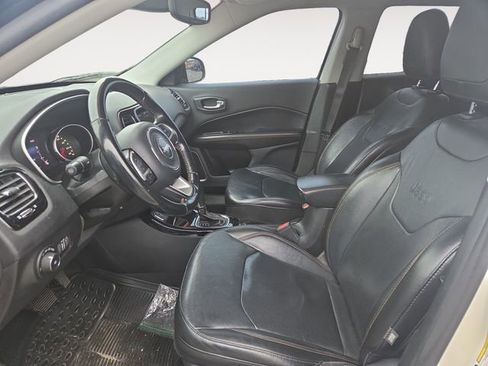 Used 2020 Jeep Compass Limited image 9