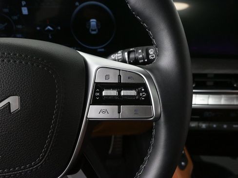 Used 2025 Kia Telluride SX X-Line image 11