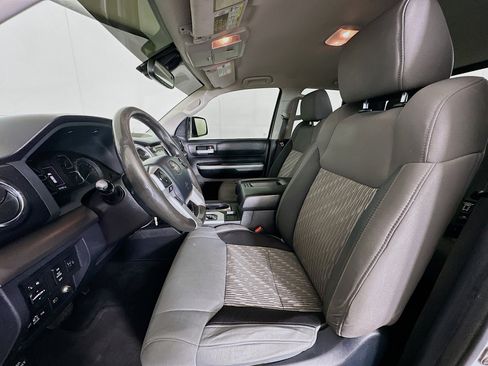 Used 2018 Toyota Tundra SR5 w/ SR5 Upgrade Package image 13