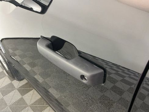 Used 2023 Ford F350 XLT image 11