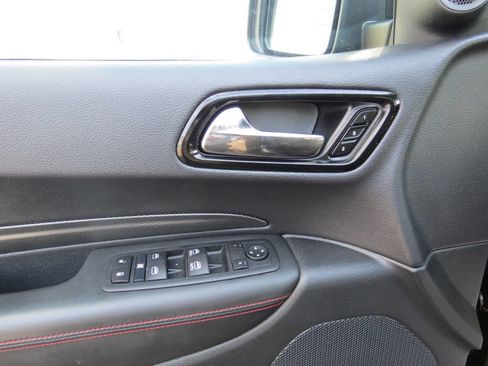 Used 2024 Dodge Durango GT image 10