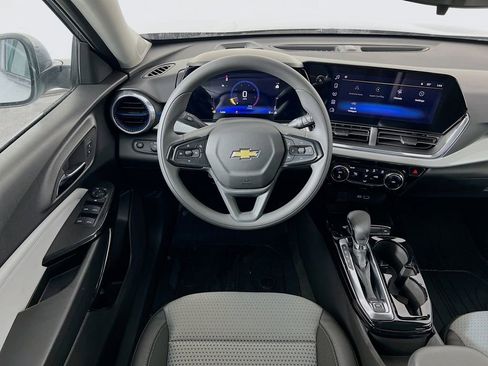 New 2026 Chevrolet Trax LT image 20