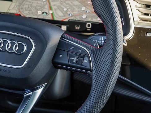 New 2026 Audi SQ8 Prestige image 17