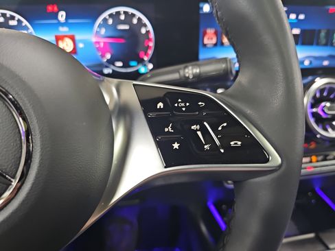 Certified 2026 Mercedes-Benz GLA 250 image 19