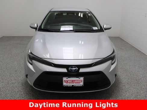 Used 2024 Toyota Corolla LE image 3