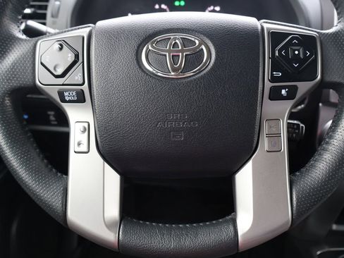 Used 2020 Toyota 4Runner SR5 Premium image 15