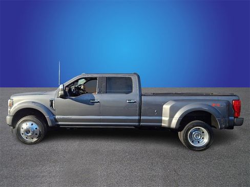 Used 2022 Ford F450 Platinum w/ FX4 Off-Road Package image 7