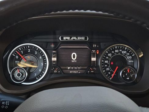 Used 2020 RAM 1500 Laramie image 16