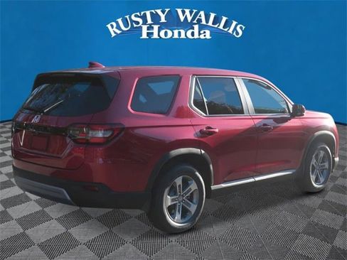 New 2025 Honda Pilot EX-L image 2