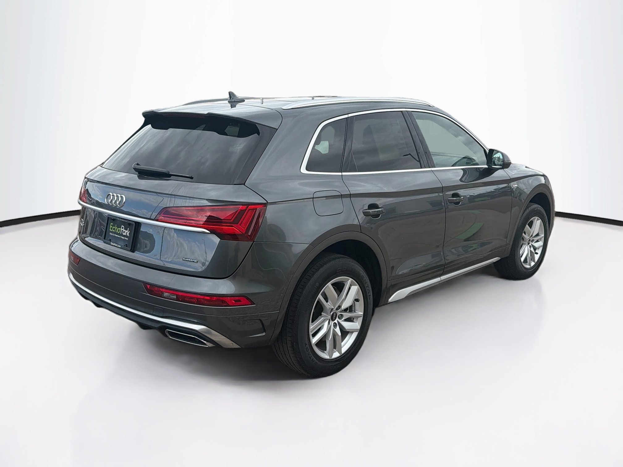 Used 2023 Audi Q5 2.0T Premium w/ Convenience Package AWD/4WD image 9