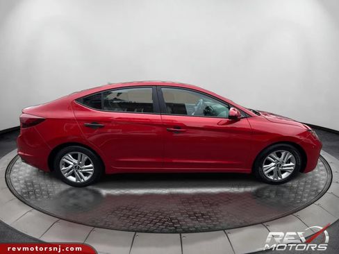 Used 2020 Hyundai Elantra SEL FWD image 6