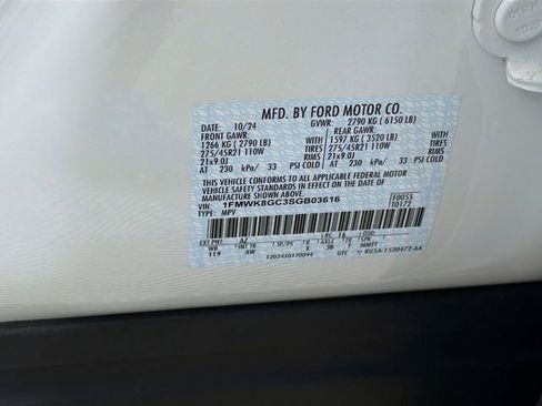 Certified 2025 Ford Explorer ST AWD/4WD image 40