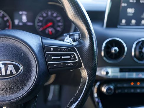 Used 2021 Kia Stinger GT-Line image 13