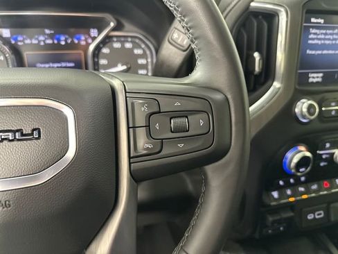 Used 2023 GMC Sierra 2500 Denali w/ Denali Black Diamond Edition image 16