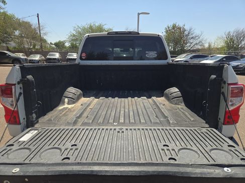 Used 2021 Nissan Titan S w/ S Utility Package RWD image 13
